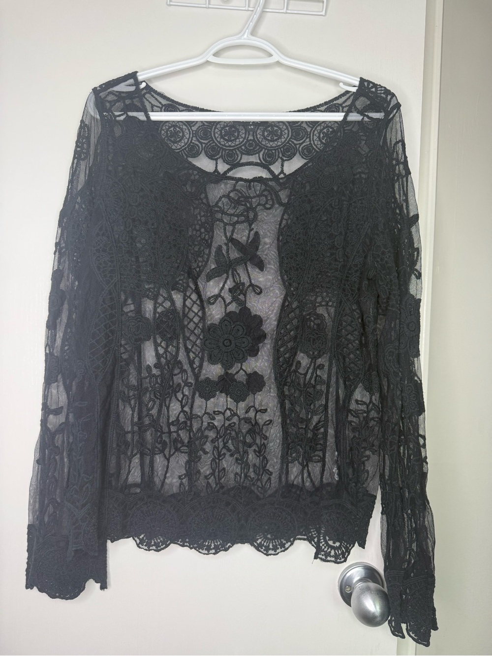 Eclipse Black Floral Lace Long Sleeve Top Large